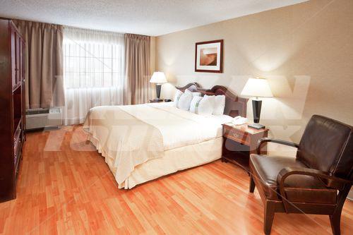 почивка в Holiday Inn Niagara Falls