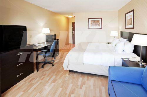 почивка в Holiday Inn Niagara Falls