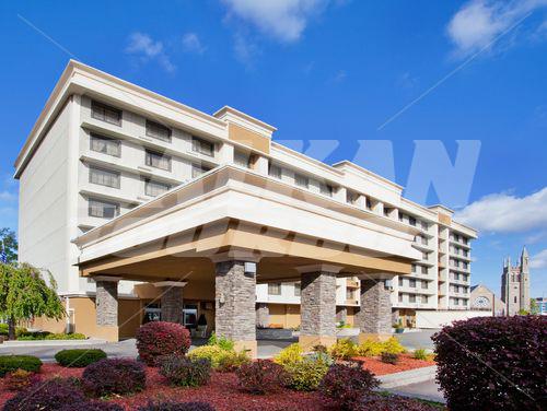 почивка в  Holiday Inn Niagara Falls