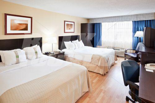 почивка в Holiday Inn Niagara Falls