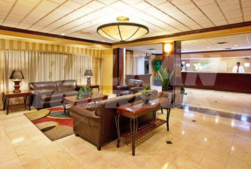 почивка в Holiday Inn Niagara Falls