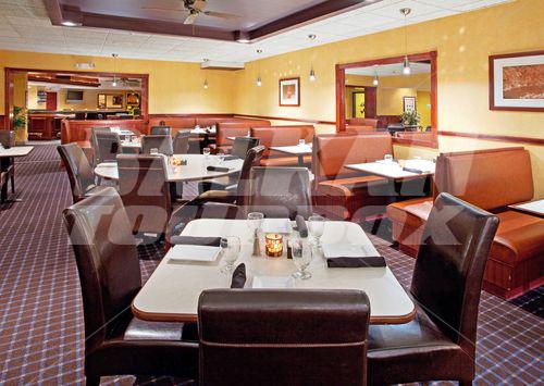 почивка в Holiday Inn Niagara Falls