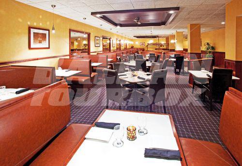 почивка в Holiday Inn Niagara Falls