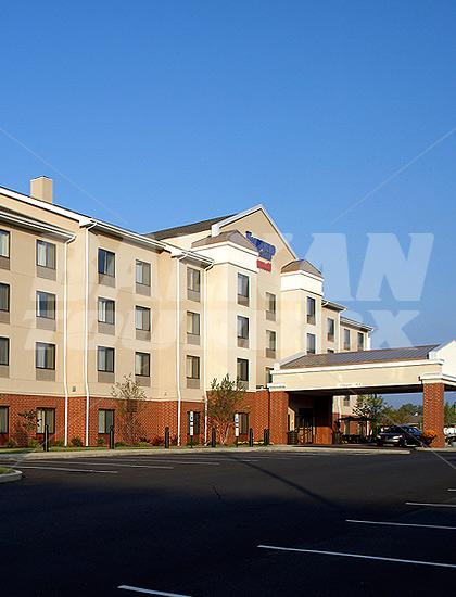 почивка в Fairfield Inn & Suites by Marriott Pittsburgh Neville Island