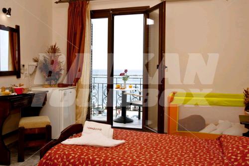 holiday in Poseidonio