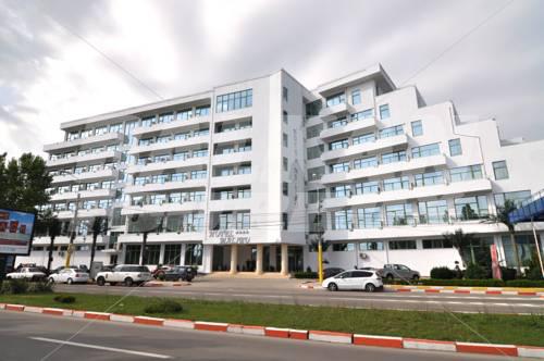 почивка в Malibu Mamaia