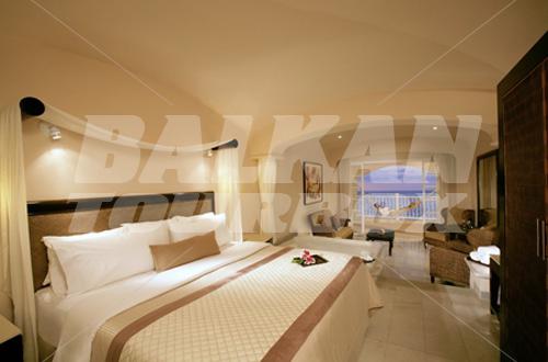 почивка в Cozumel Palace