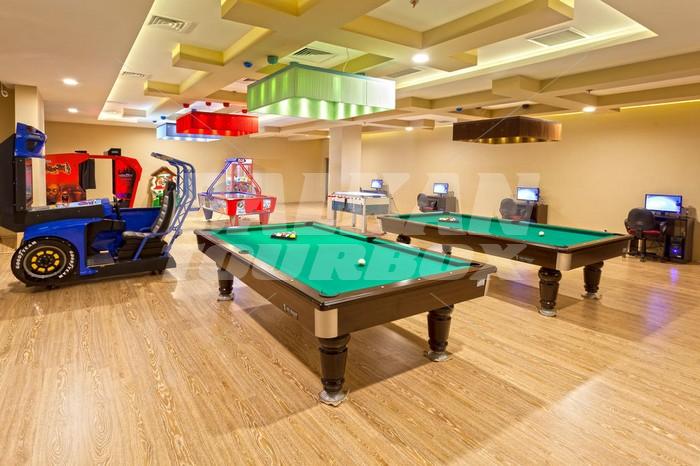 почивка в Royal Garden Suite