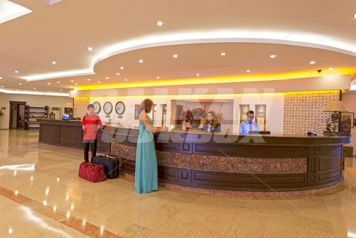 почивка в Royal Garden Suite
