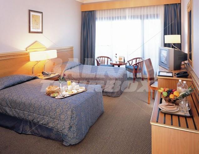 почивка в Coral Oriental