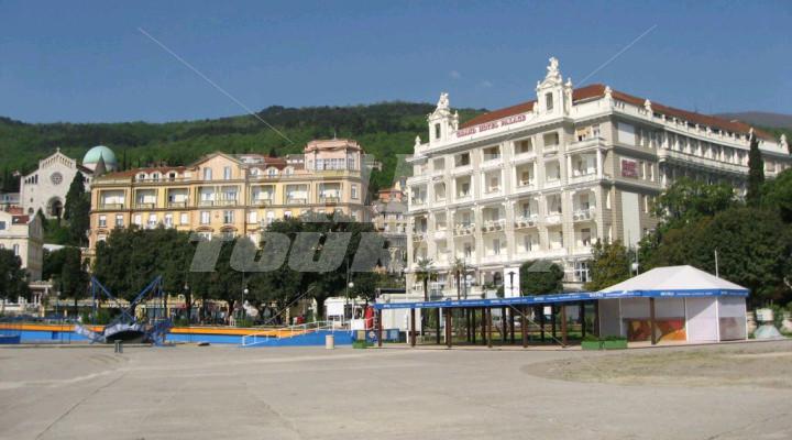 почивка в  Palace Bellevue