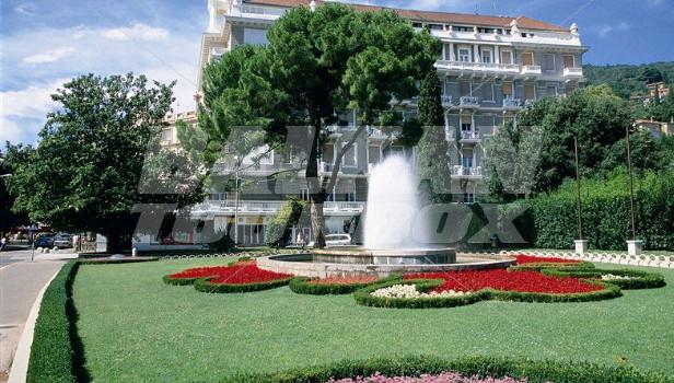 почивка в Palace Bellevue
