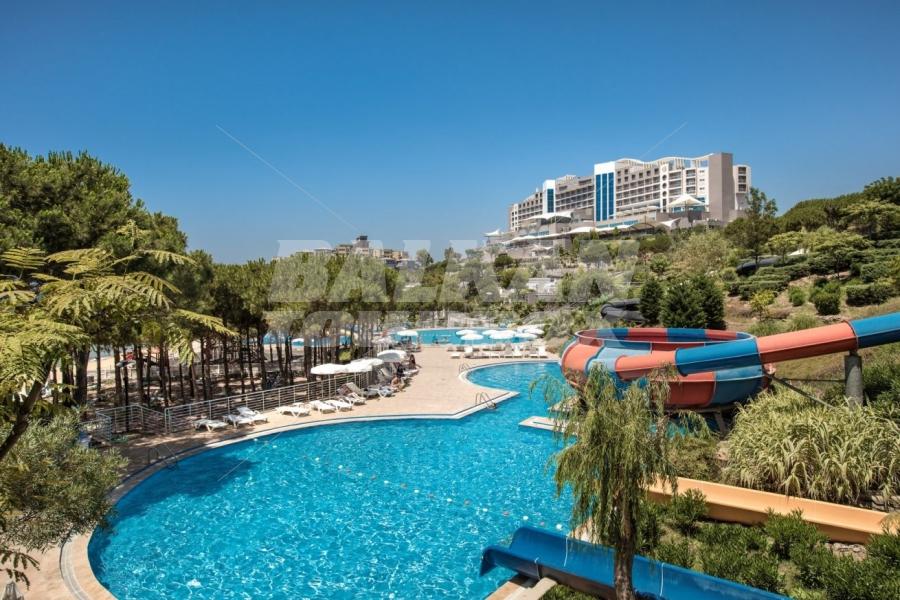 почивка в Aria Claros Beach