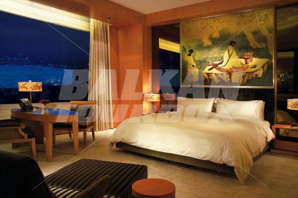 почивка в Pangu Seven Star