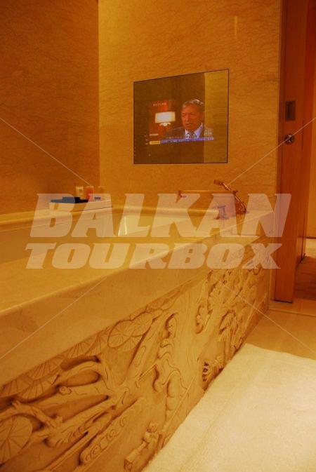 почивка в Pangu Seven Star