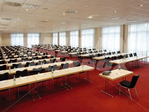 почивка в NH Frankfurt Moerfelden