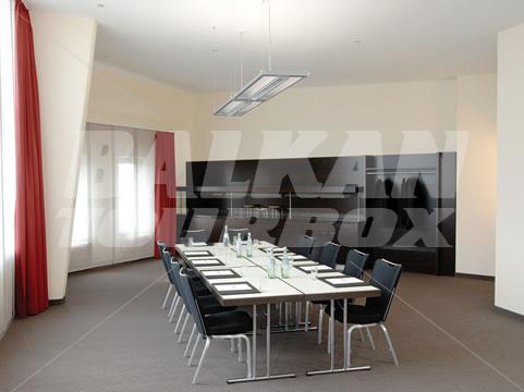 почивка в NH Frankfurt Moerfelden