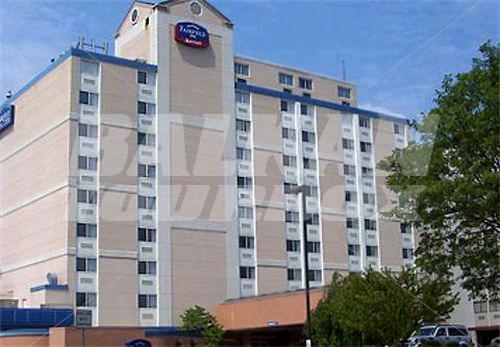 почивка в Fairfield Inn By Marriott Charleston