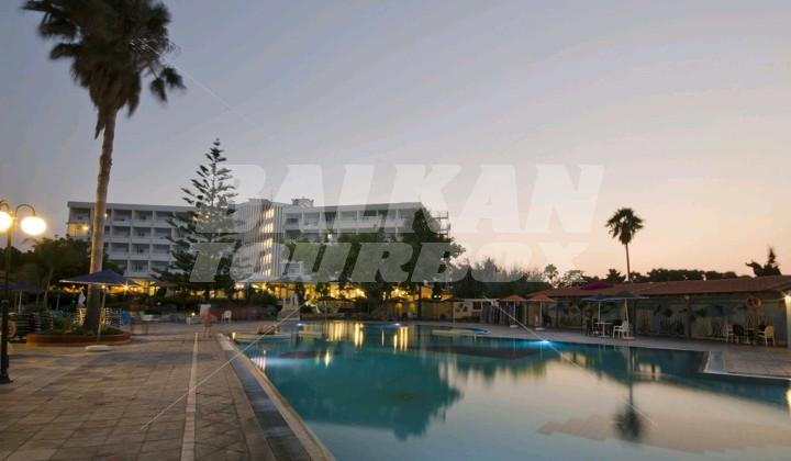 holiday in Atlantis