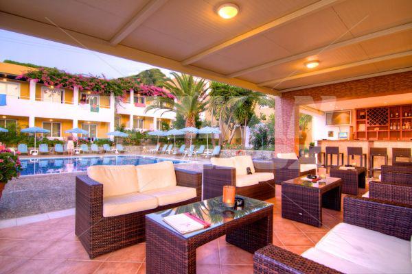 holiday in Xidas Garden