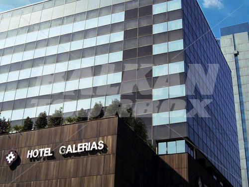 holiday in Galerias