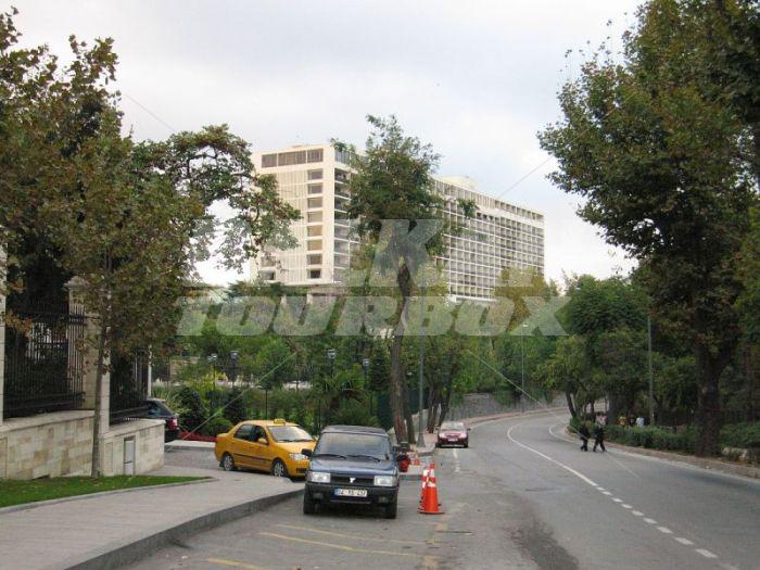 почивка в Hilton Istanbul Bosphorus