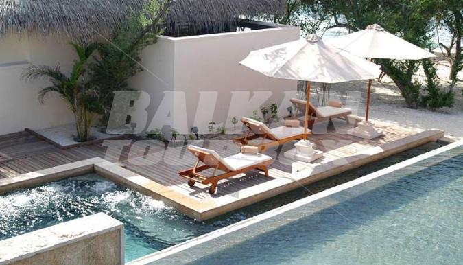 почивка в Sheraton Maldives Full Moon Resort