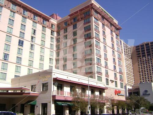 почивка в Courtyard by Marriott Austin Downtown/Convention Center