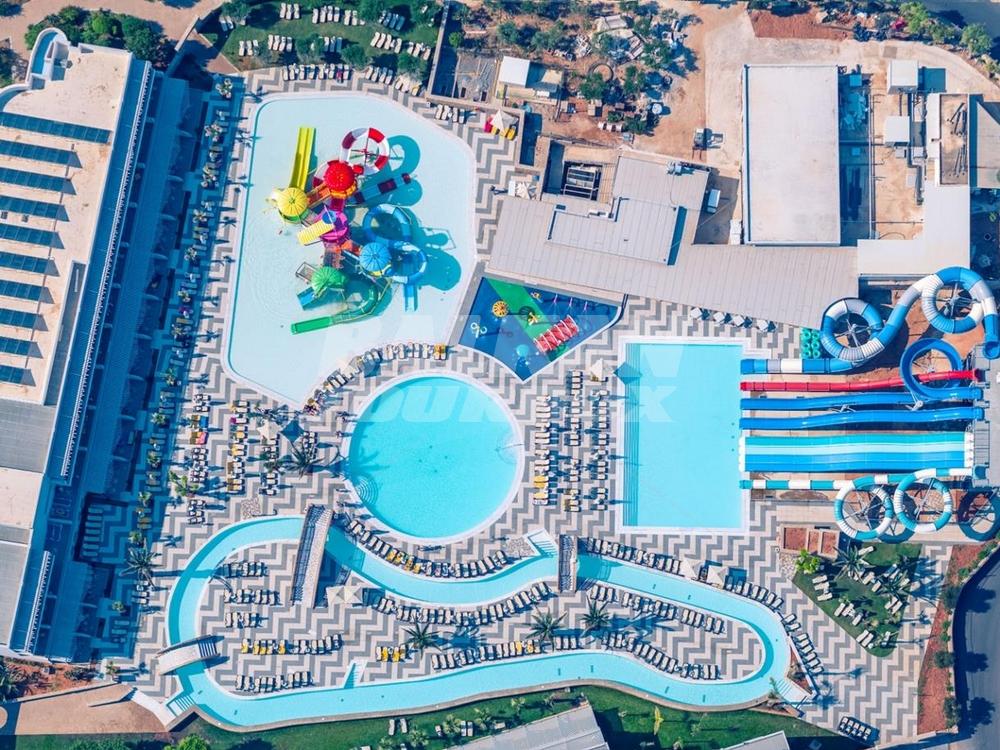holiday in Lyttos Beach