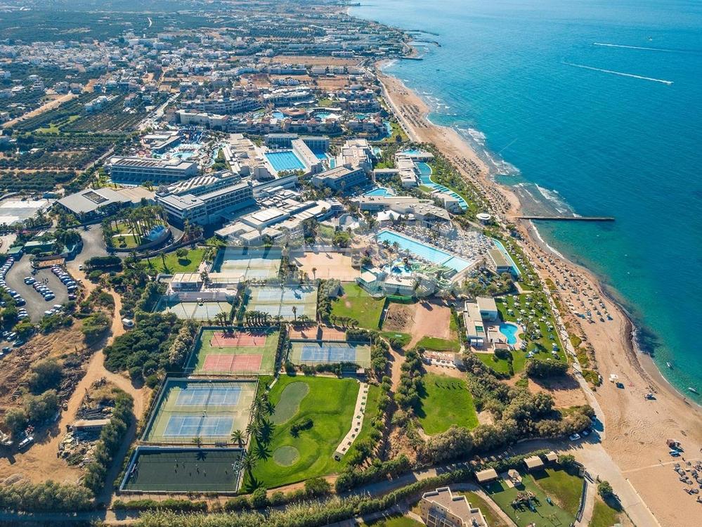holiday in Lyttos Beach