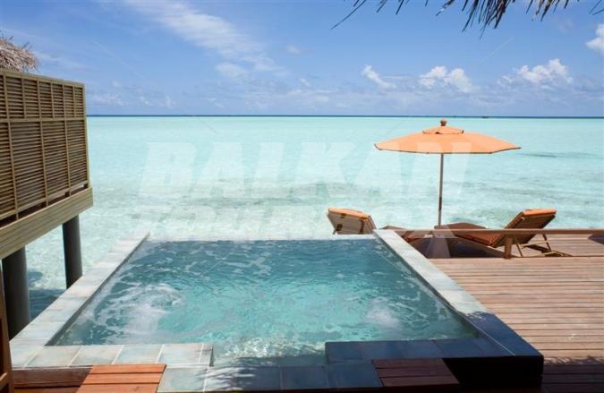 почивка в Anantara Maldives