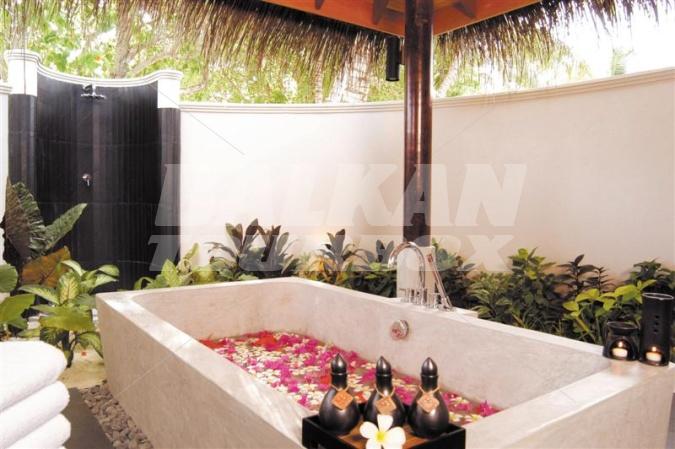 почивка в Anantara Maldives