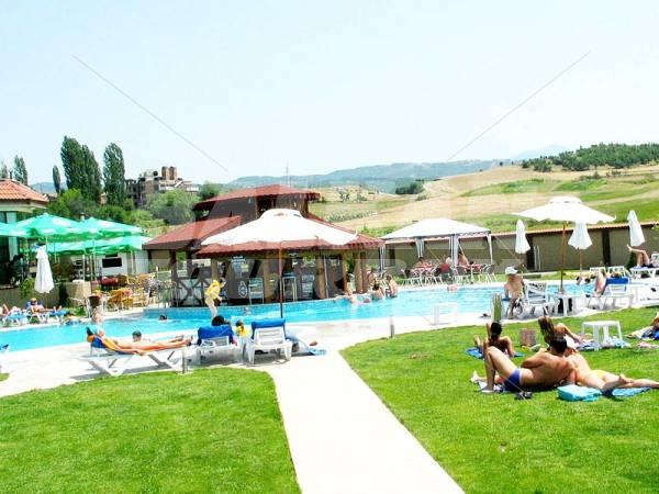 holiday in Ezeretz