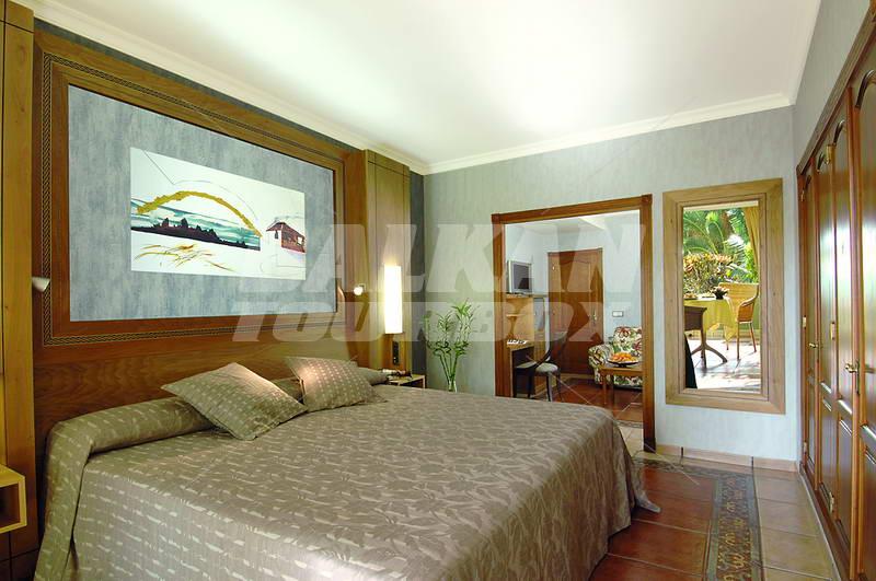 holiday in Jardines De Nivaria