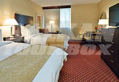 почивка в Cleveland Marriott East