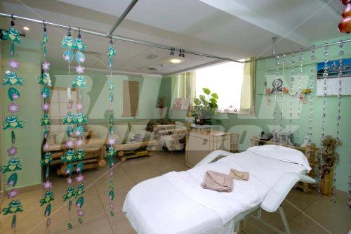 почивка в Bayview Hotel and Apartments
