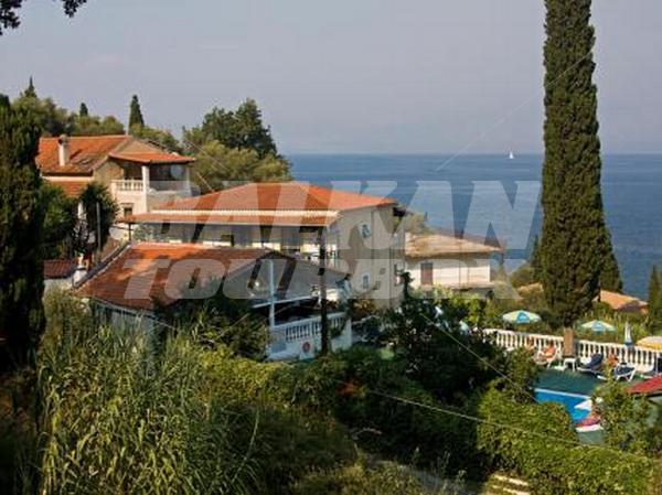 почивка в Andromaches Holiday Apartments