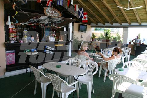 почивка в Andromaches Holiday Apartments