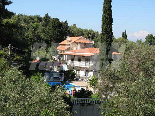 почивка в  Andromaches Holiday Apartments