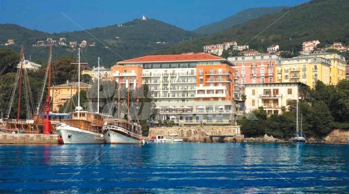 почивка в  Grand Hotel Opatijska Cvijeta