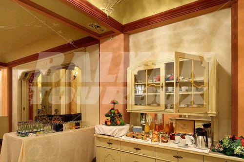 почивка в Grand Bohemia Prague