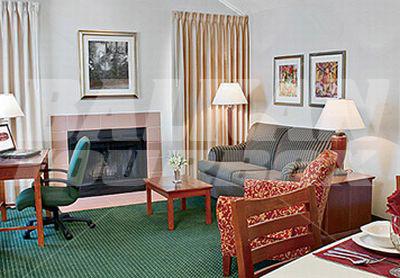 почивка в Residence Inn by Marriott Fair Lakes Fairfax