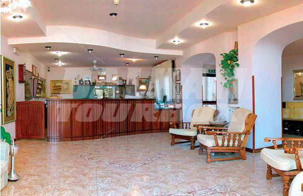 почивка в Albergo Corallo
