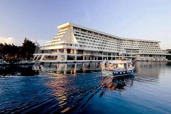 почивка в Meliton Porto Carras Thalasso and Spa