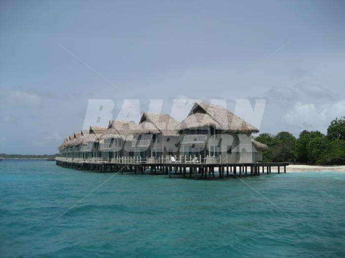 почивка в Alidhoo Island Resort