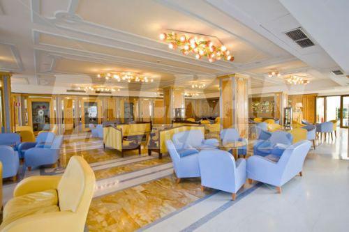 почивка в Grand Hotel Flora