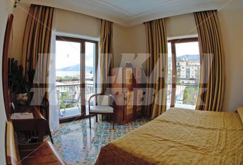 почивка в Grand Hotel Flora