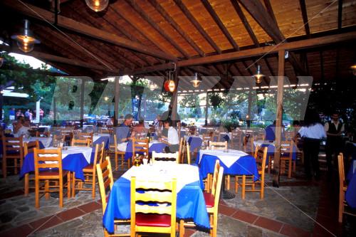 holiday in Caravos
