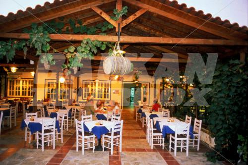 holiday in Caravos