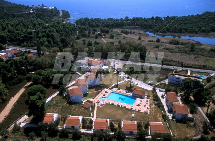 holiday in Caravos